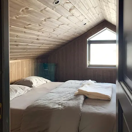 Stylish With Lovely View At Stavadalen * Reinli