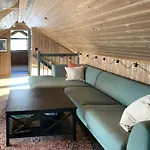 Дом отдыха Stylish With Lovely View At Stavadalen Reinli