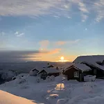 Дом отдыха Stylish With Lovely View At Stavadalen Reinli